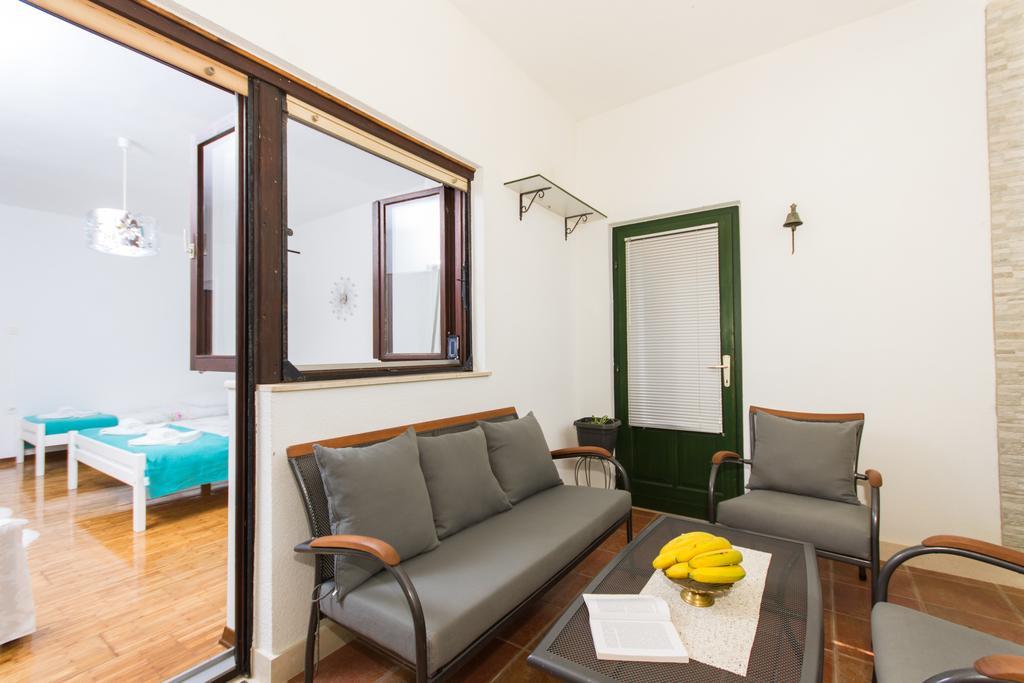 Apartment Lorenzo Trogir Dış mekan fotoğraf
